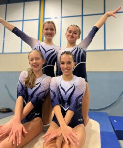 Turnerinnen des TSC, die an den Bezirkmeisterschaften Gerätturnen in Beckum teilgenommen haben